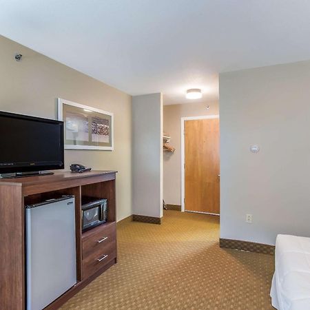 Quality Inn & Suites Gorham Εξωτερικό φωτογραφία