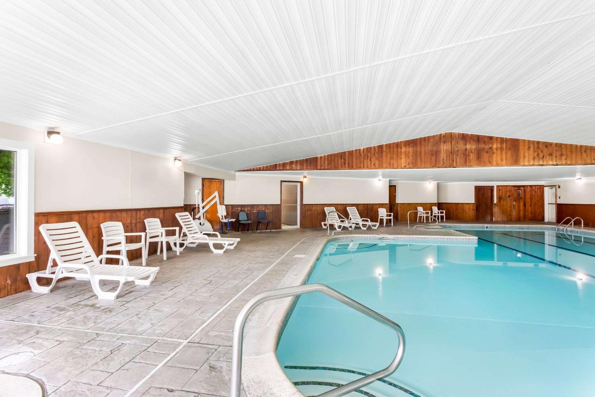 Quality Inn & Suites Gorham Εξωτερικό φωτογραφία